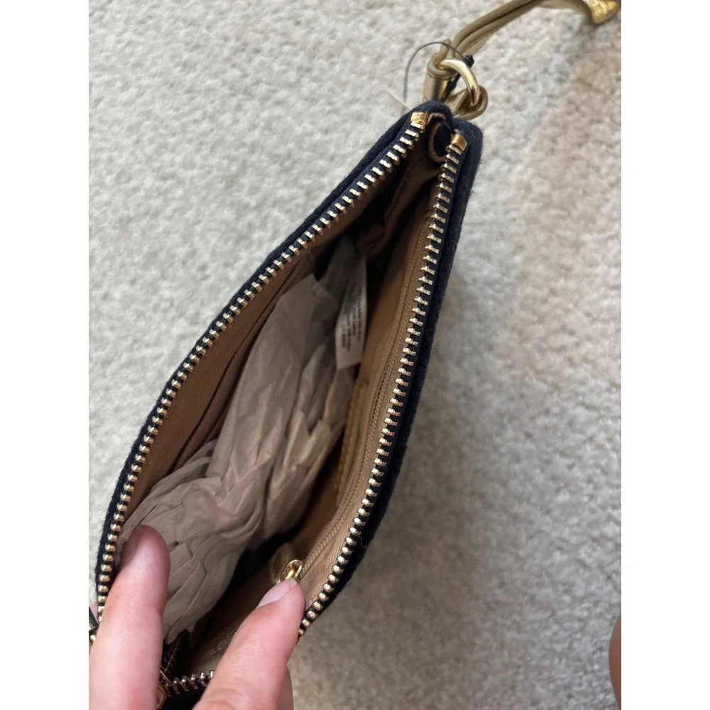 Talbots Wristlet One Size Navy Christmas Tree Embroidered Holiday Clutch NWT